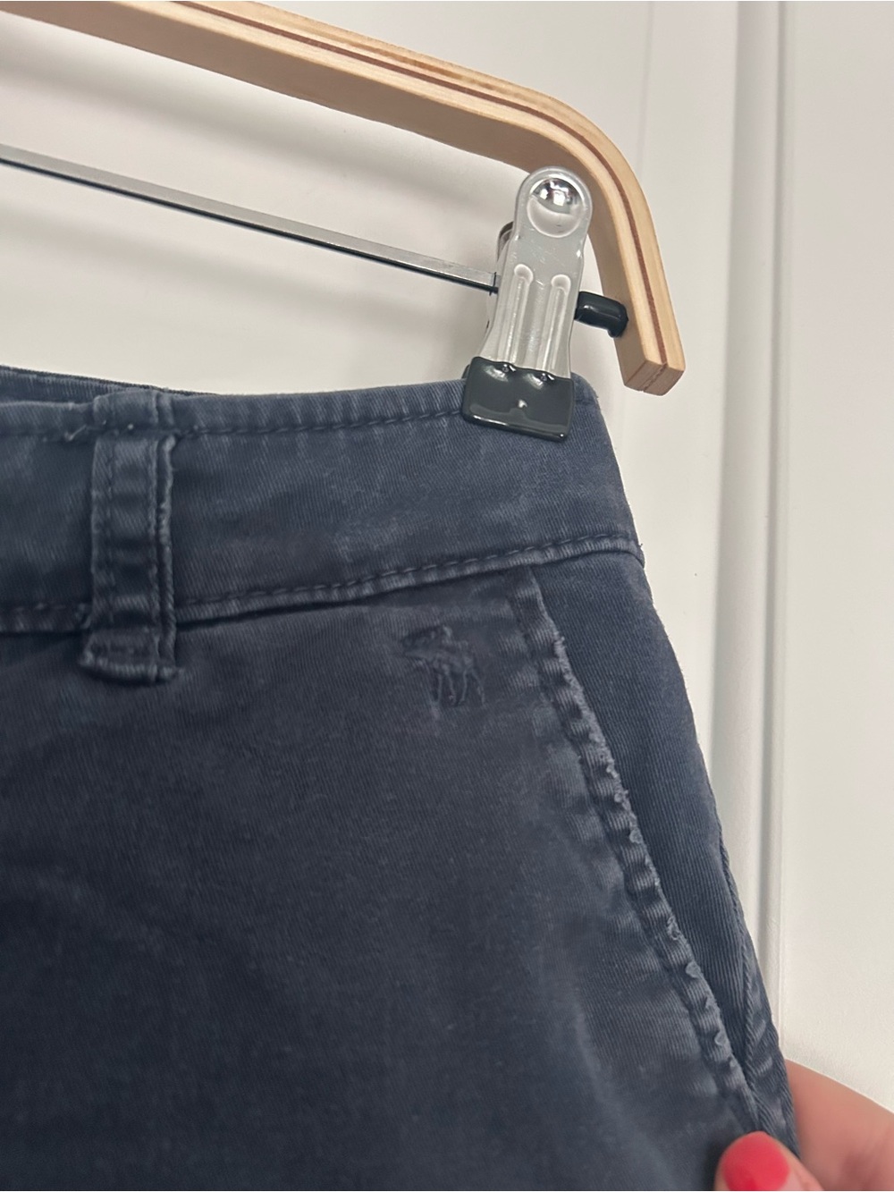 Vintage Y2K Abercrombie Low Rise Navy Blue Chino Shorts - Picture 5 of 5